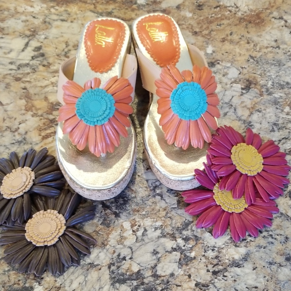 Lalla sandals with interchangeable sunflowers.